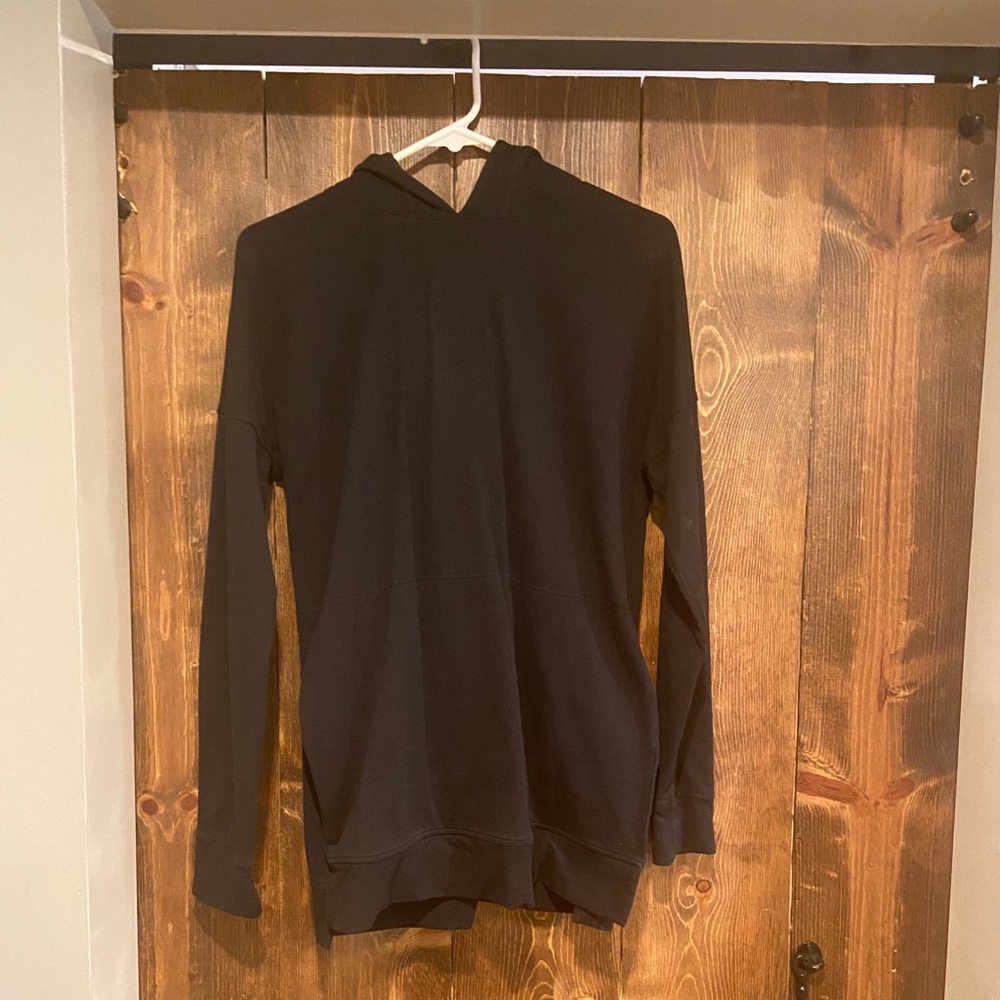 Black Lululemon hoodie